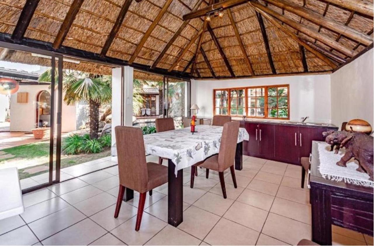 The Link Guest Lodge Kempton Park Esterno foto