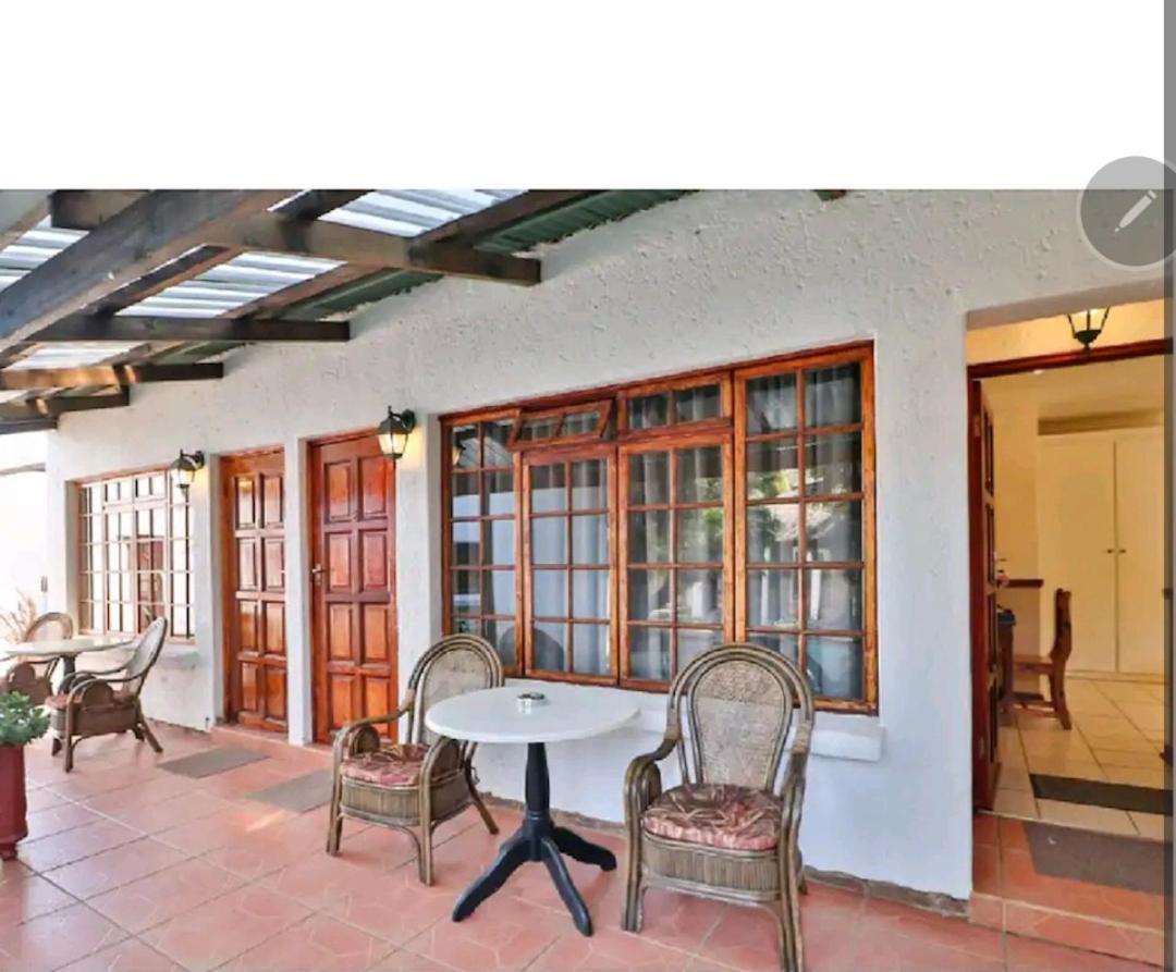 The Link Guest Lodge Kempton Park Camera foto